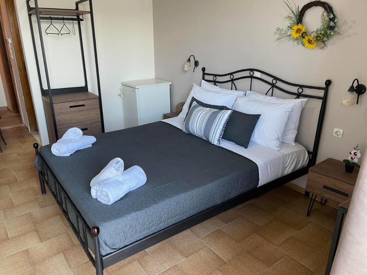 Kokkala Guestrooms Eksteriør billede