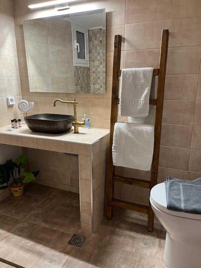 Kokkala Guestrooms Eksteriør billede